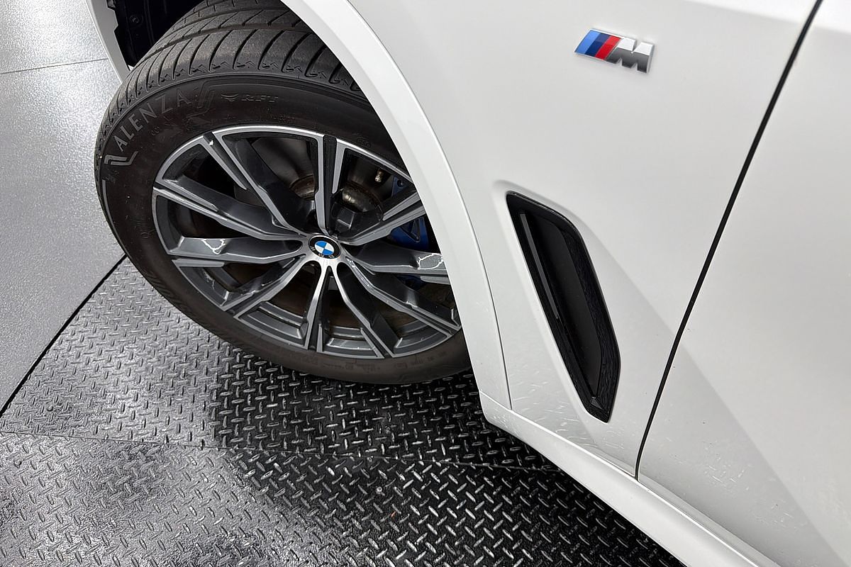 2022 BMW X5 xDrive30d M Sport G05