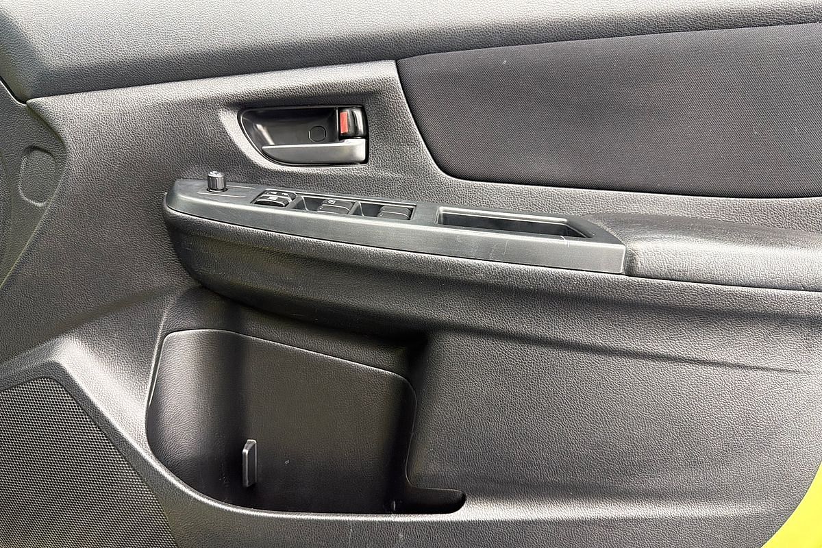 2014 Subaru XV 2.0i G4X