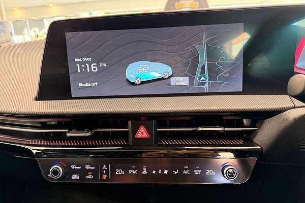 2023 Kia EV6 GT CV thumb-16