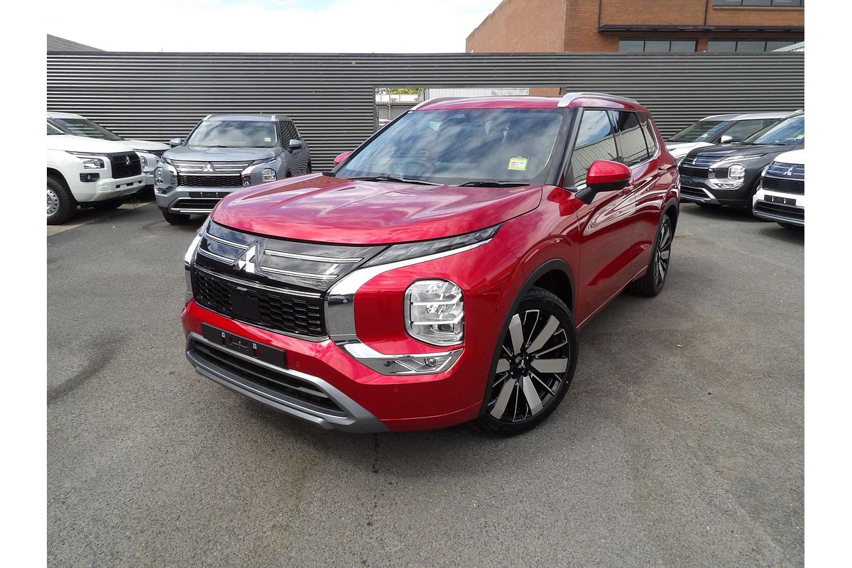 2025 Mitsubishi Outlander Exceed ZM