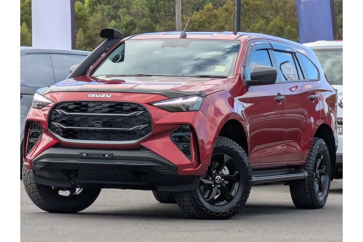 2025 Isuzu MU-X LS-M