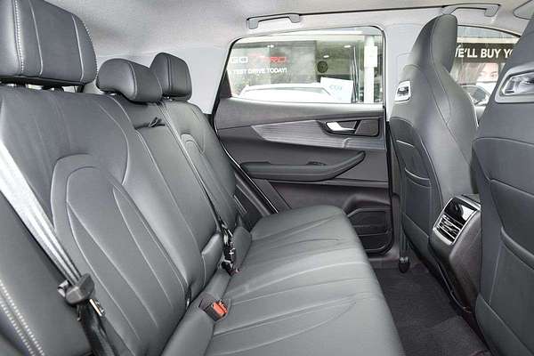 2025 Chery Tiggo 4 Ultimate thumb-8