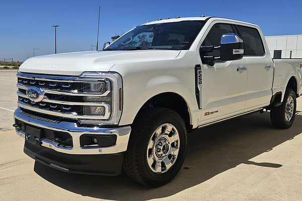 2025 Ford F250 Lariat 4X4