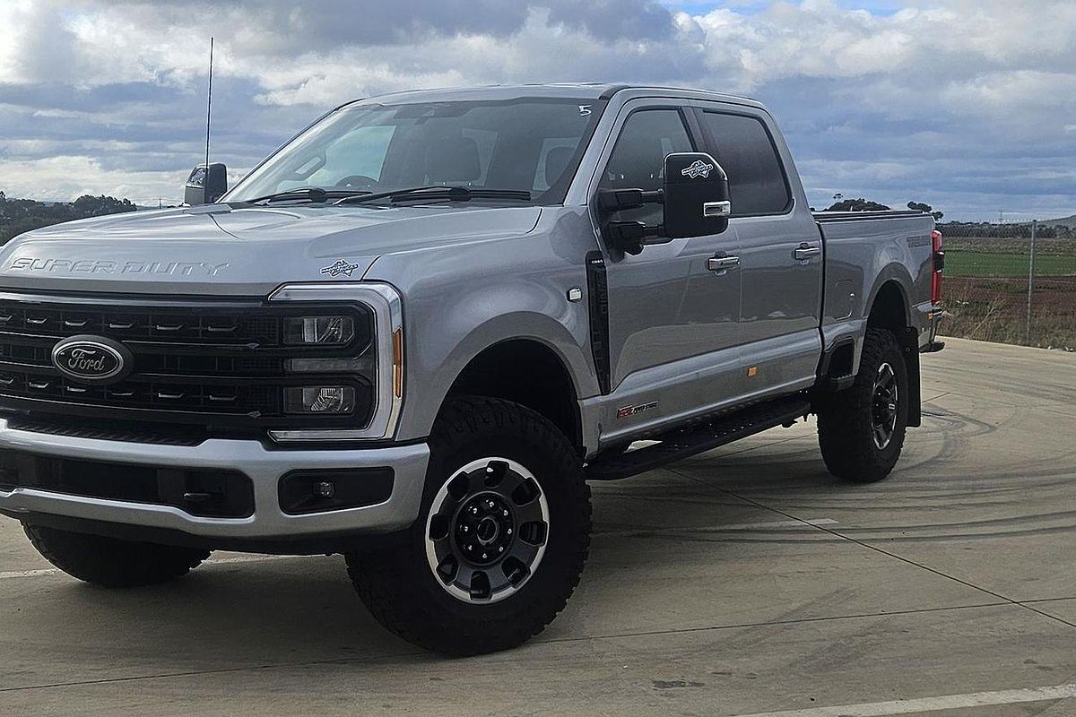 2023 Ford F350 Lariat 4X4