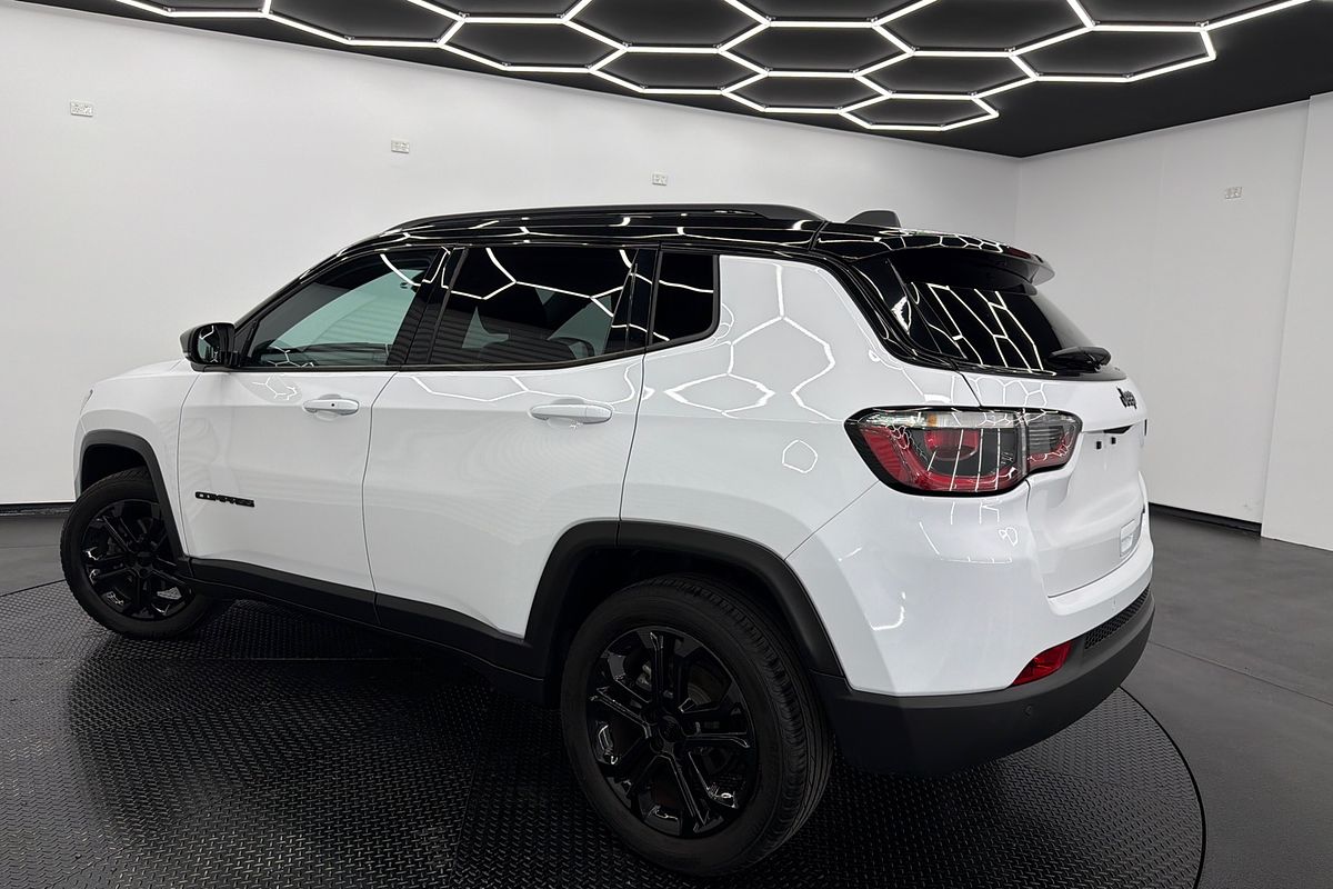 2023 Jeep Compass Night Eagle M6