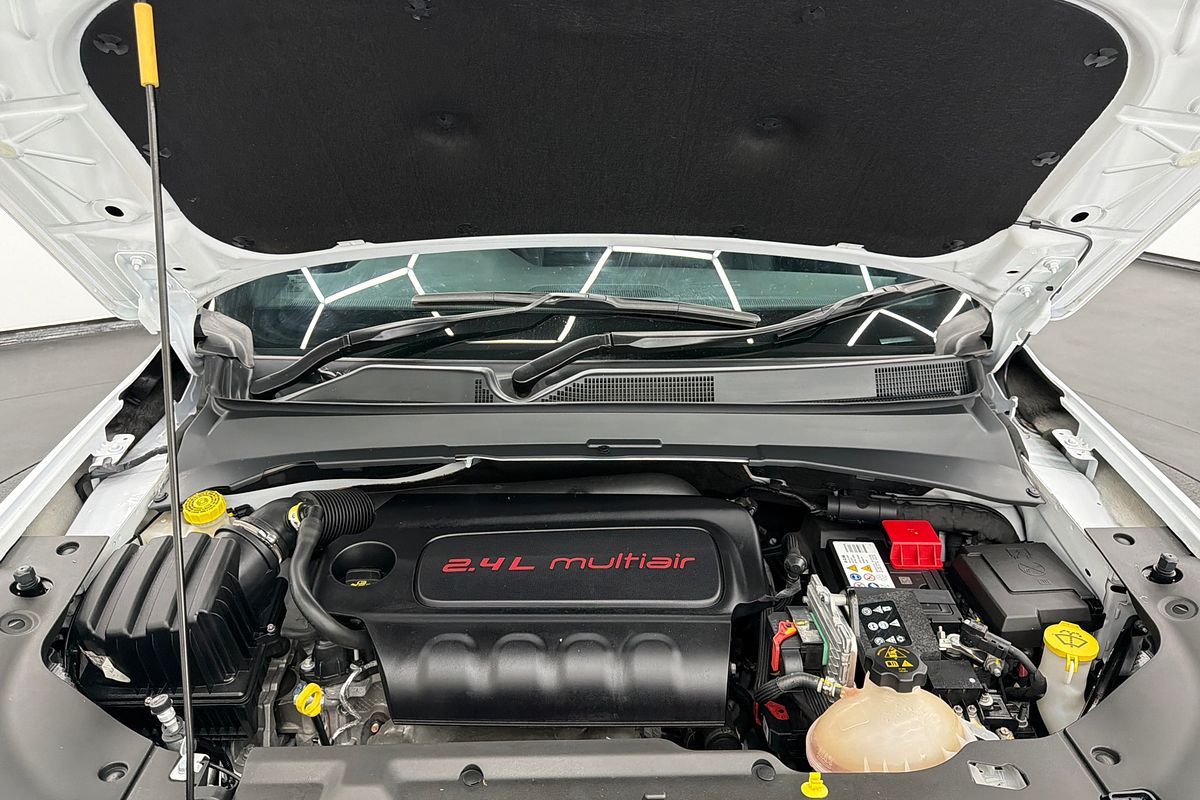 2023 Jeep Compass Night Eagle M6