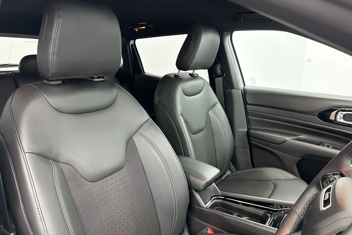 2023 Jeep Compass Night Eagle M6