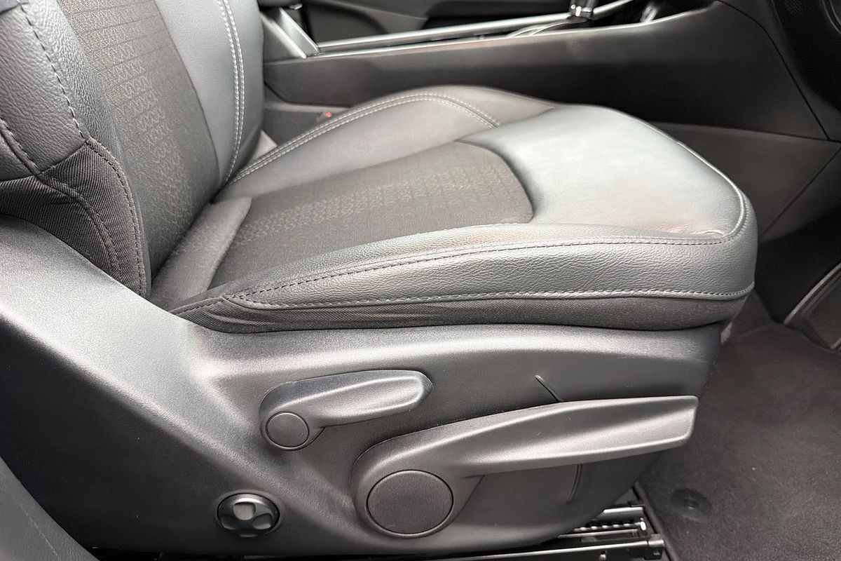 2023 Jeep Compass Night Eagle M6