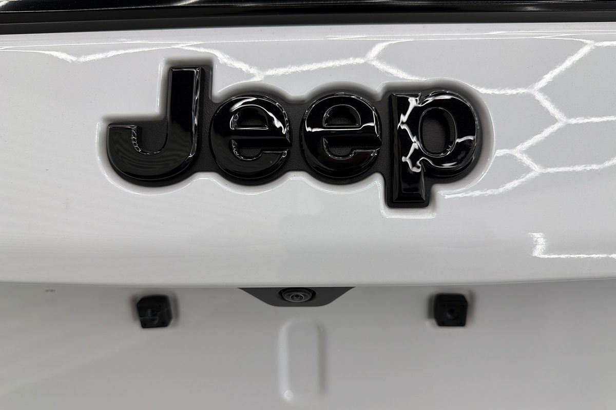 2023 Jeep Compass Night Eagle M6