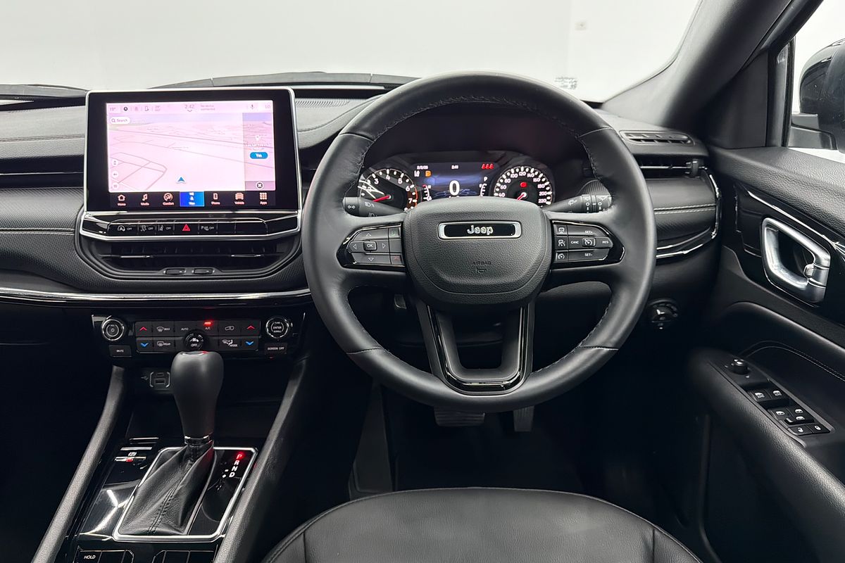 2023 Jeep Compass Night Eagle M6