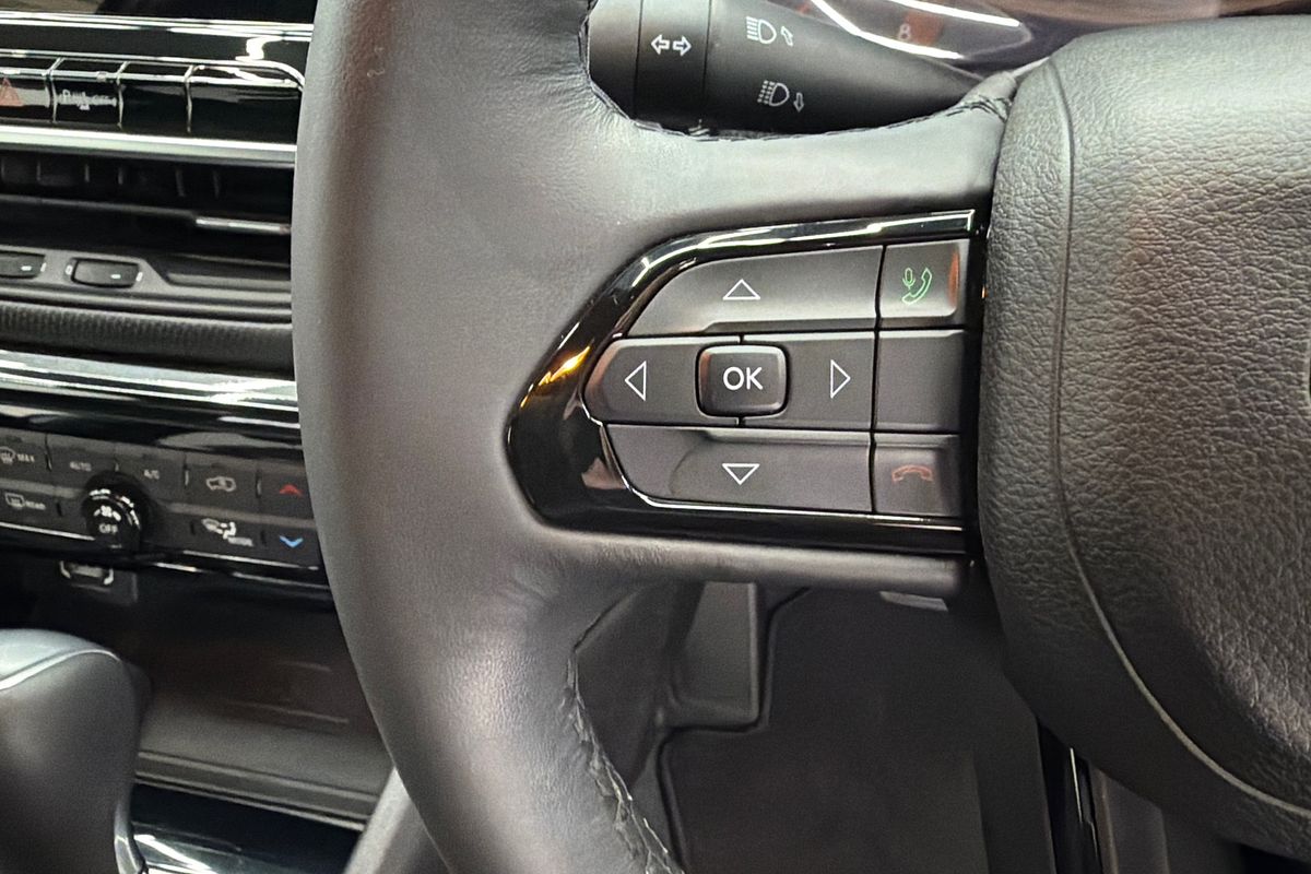 2023 Jeep Compass Night Eagle M6