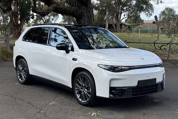 2025 Leapmotor C10 Design B11