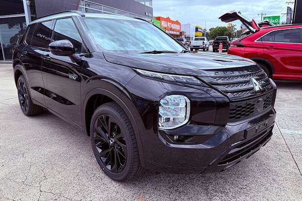 2025 Mitsubishi Outlander PHEV GSR ZM