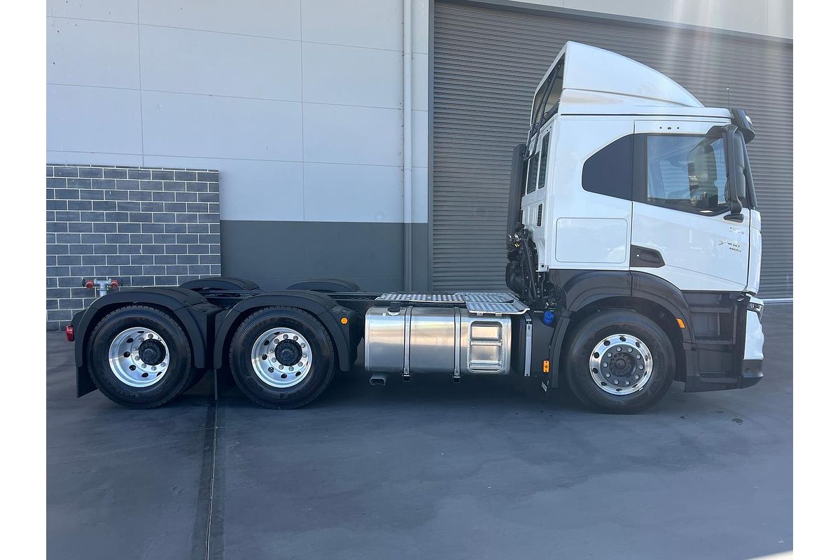2025 Iveco S-Way AT600