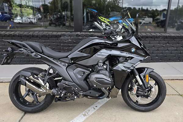 2025 BMW R 1300 RS Triple Black R 1300