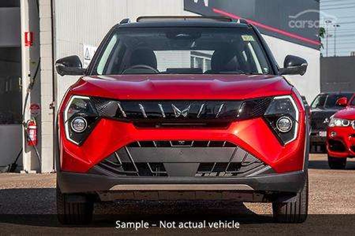 2025 Mahindra XUV3XO AX7L