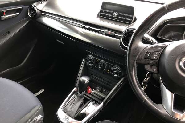 2015 Mazda 2 Maxx SKYACTIV-Drive DJ2HAA