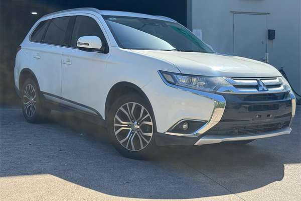 2017 Mitsubishi Outlander LS Safety Pack ZK