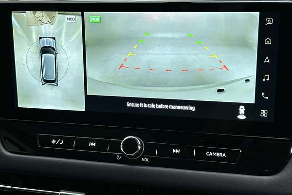 2025 Mitsubishi Outlander LS ZM thumb-15