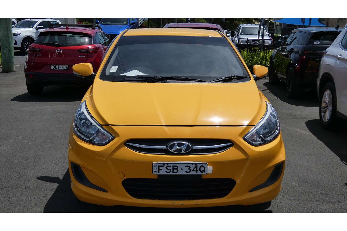 2017 Hyundai Accent Active RB4