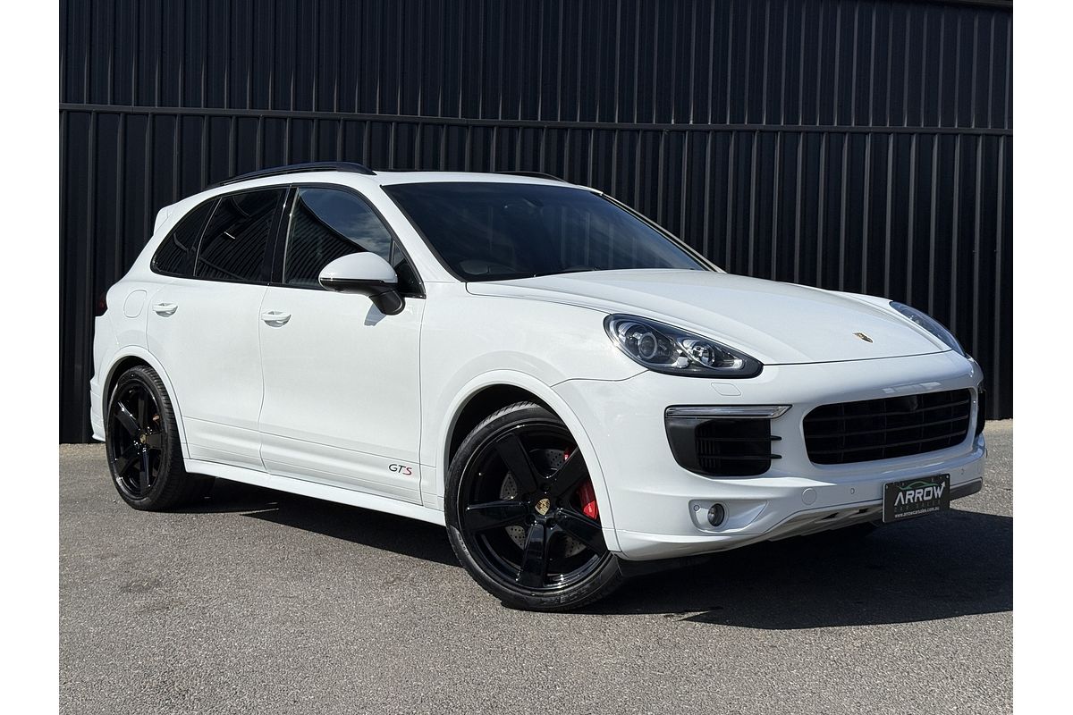 2015 Porsche Cayenne GTS 92A