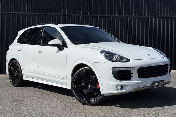 2015 Porsche Cayenne GTS 92A