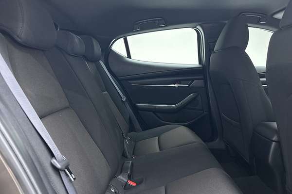 2019 Mazda 3 G20 Pure BP Series thumb-11