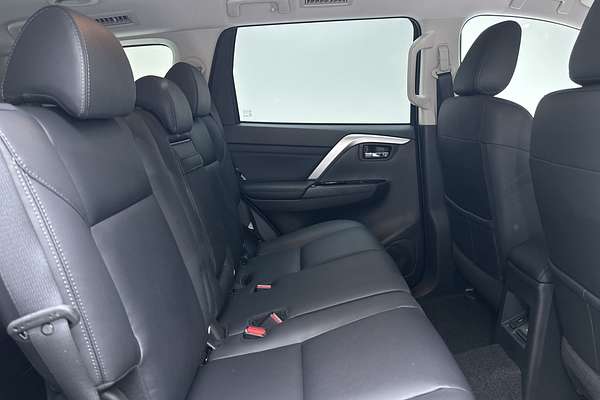 2024 Mitsubishi Pajero Sport Exceed QG thumb-11