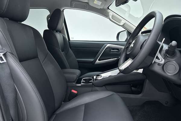 2024 Mitsubishi Pajero Sport Exceed QG thumb-12