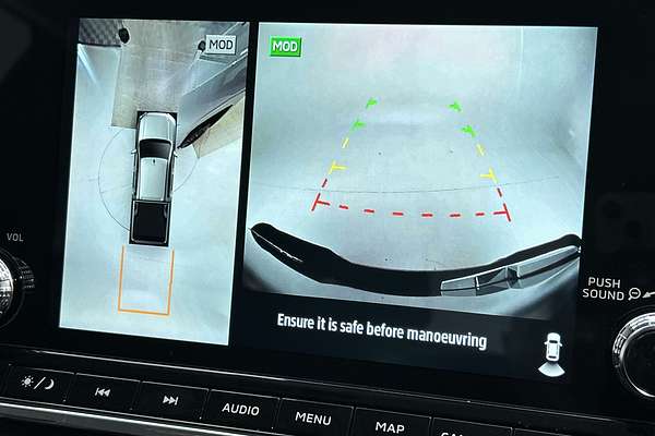 2025 Mitsubishi Triton GLX-R MV 4X4 thumb-14