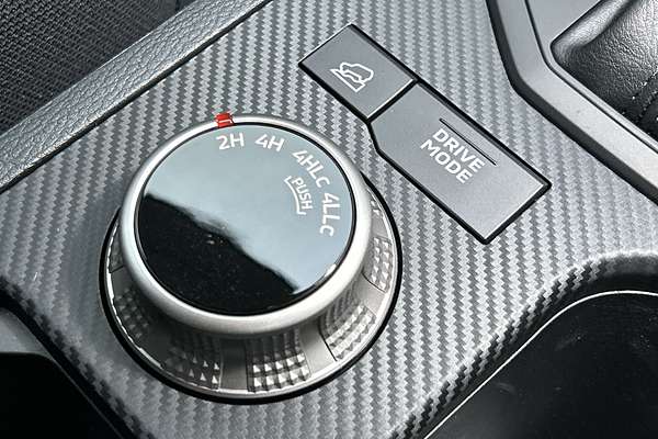 2025 Mitsubishi Triton GLX-R MV 4X4 thumb-16