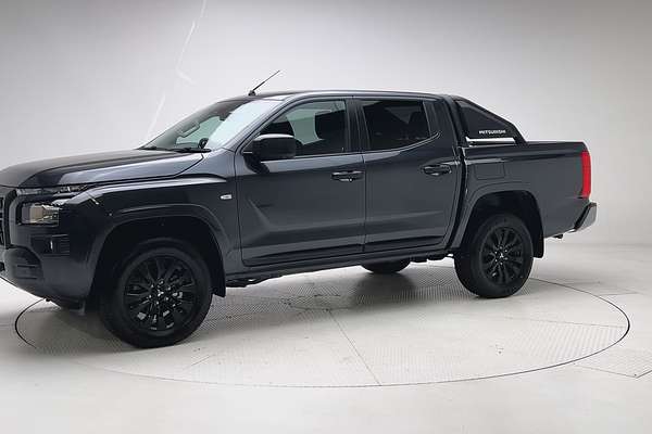 2025 Mitsubishi Triton GLX-R MV 4X4 thumb-3