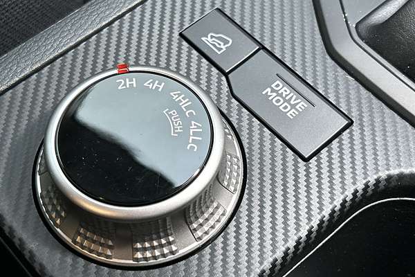 2025 Mitsubishi Triton GLX-R MV 4X4 thumb-14