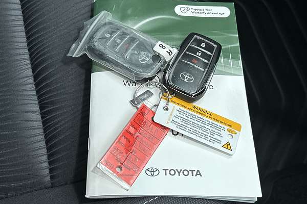 2025 Toyota Fortuner GXL GUN156R thumb-22