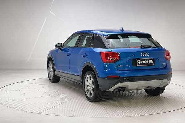 2017 Audi Q2 design GA thumb-8