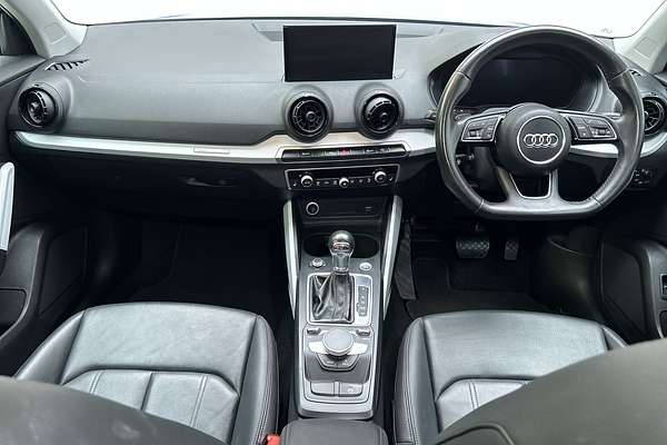 2017 Audi Q2 design GA thumb-19