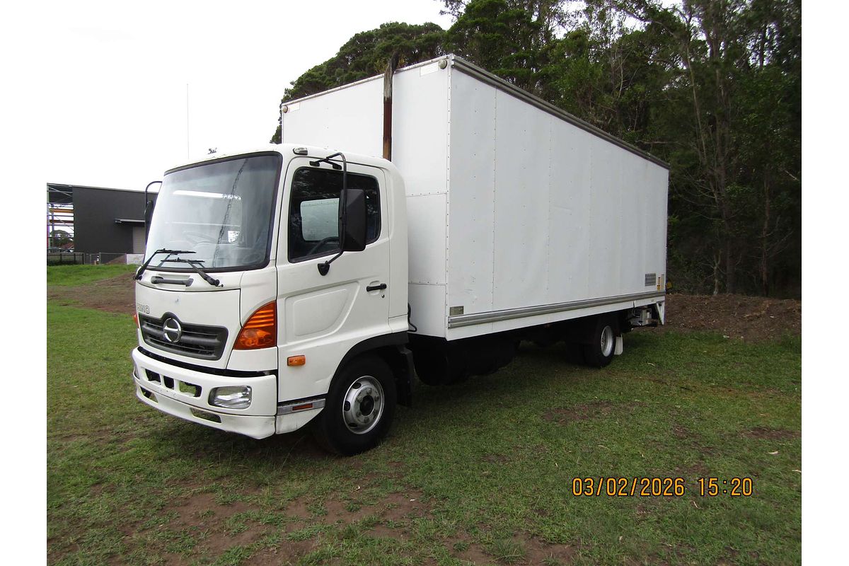 2003 Hino Ranger 5 LONG FC4J 4x2 5.3L