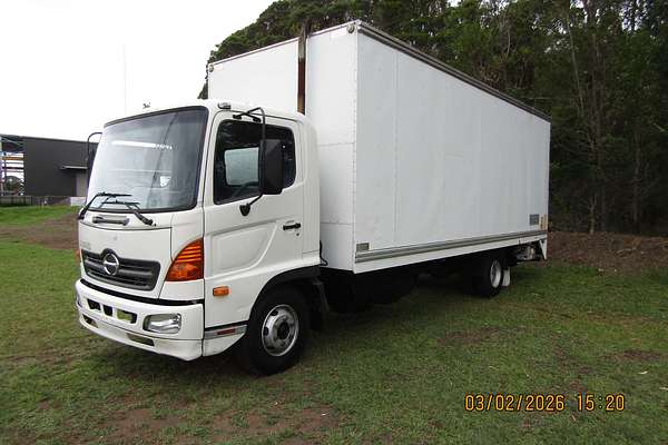 2003 Hino Ranger 5 LONG FC4J 4x2 5.3L