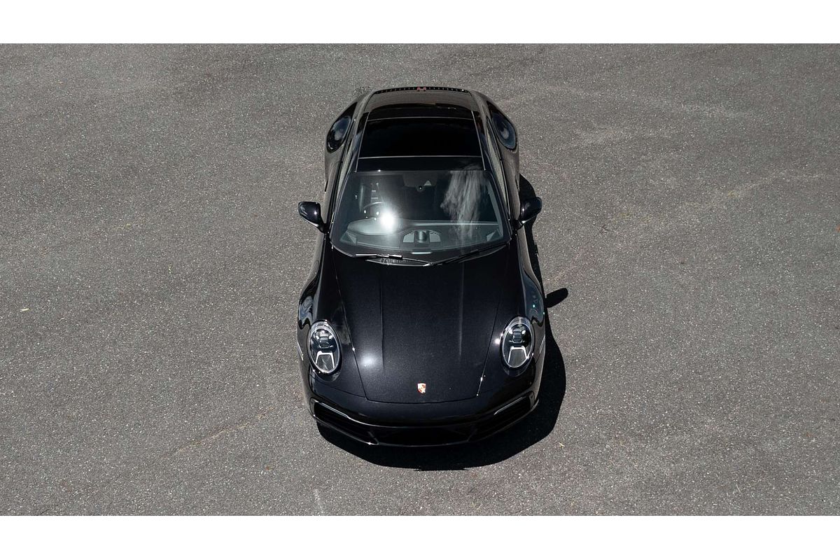 2020 Porsche 911 Carrera S 992