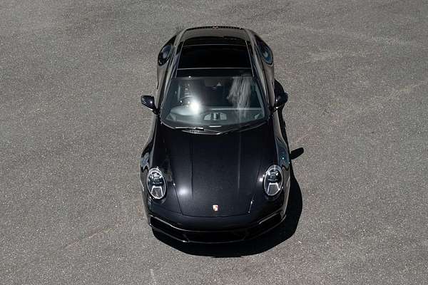 2020 Porsche 911 Carrera S 992