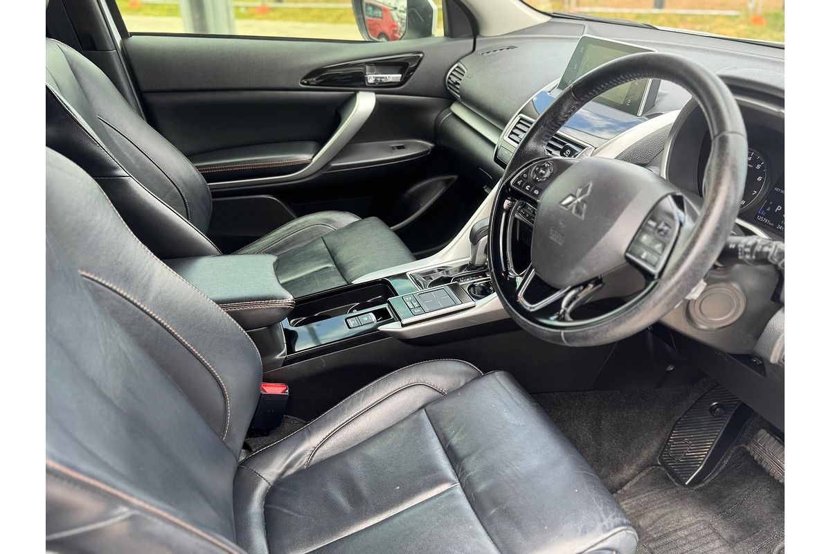 2017 Mitsubishi Eclipse Cross Exceed YA