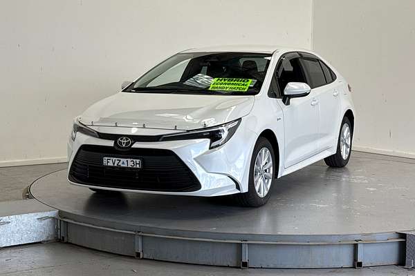 2025 Toyota Corolla Ascent Sport Hybrid ZWE219R