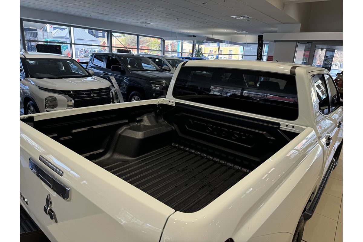 2025 Mitsubishi MV Triton GLS 2.4L D 6AT 4X4 DC PU