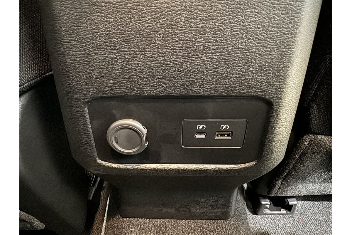 2025 Mitsubishi MV Triton GLS 2.4L D 6AT 4X4 DC PU