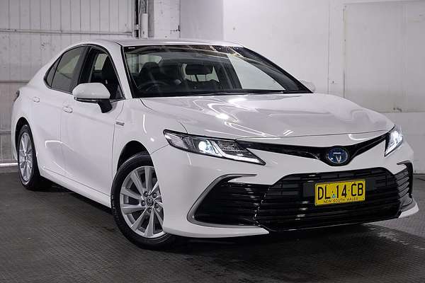 2024 Toyota Camry Ascent AXVH70R