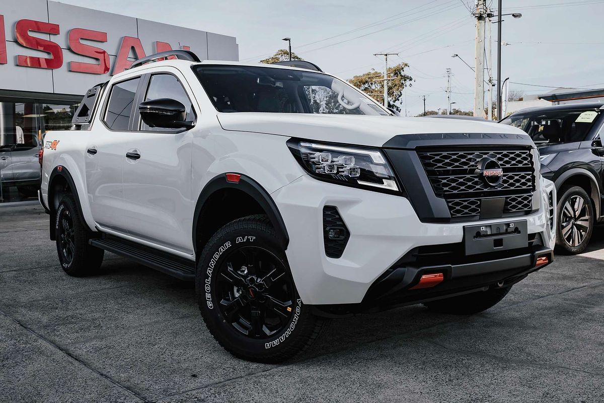 2025 Nissan Navara PRO-4X D23 4X4