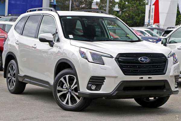 2025 Subaru Forester 2.5i Premium S5