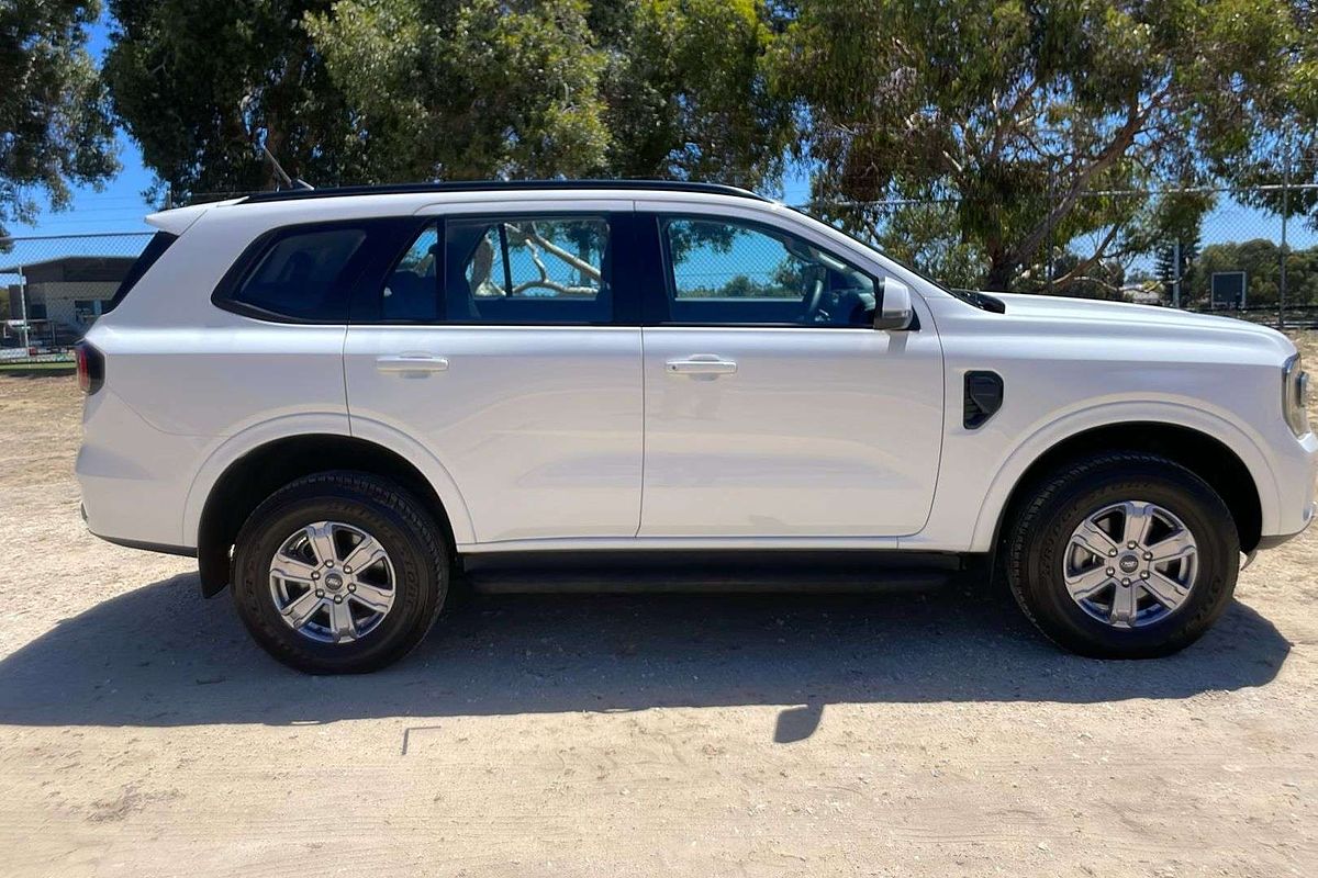 2024 Ford Everest Ambiente 2.0L