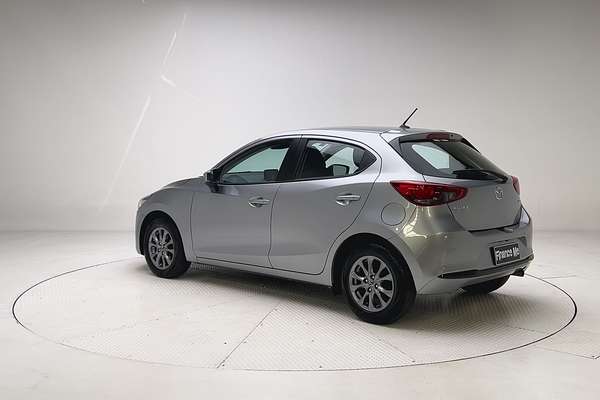 2024 Mazda 2 G15 Pure DJ Series thumb-5