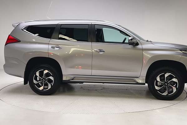 2024 Mitsubishi Pajero Sport GLS QG thumb-8